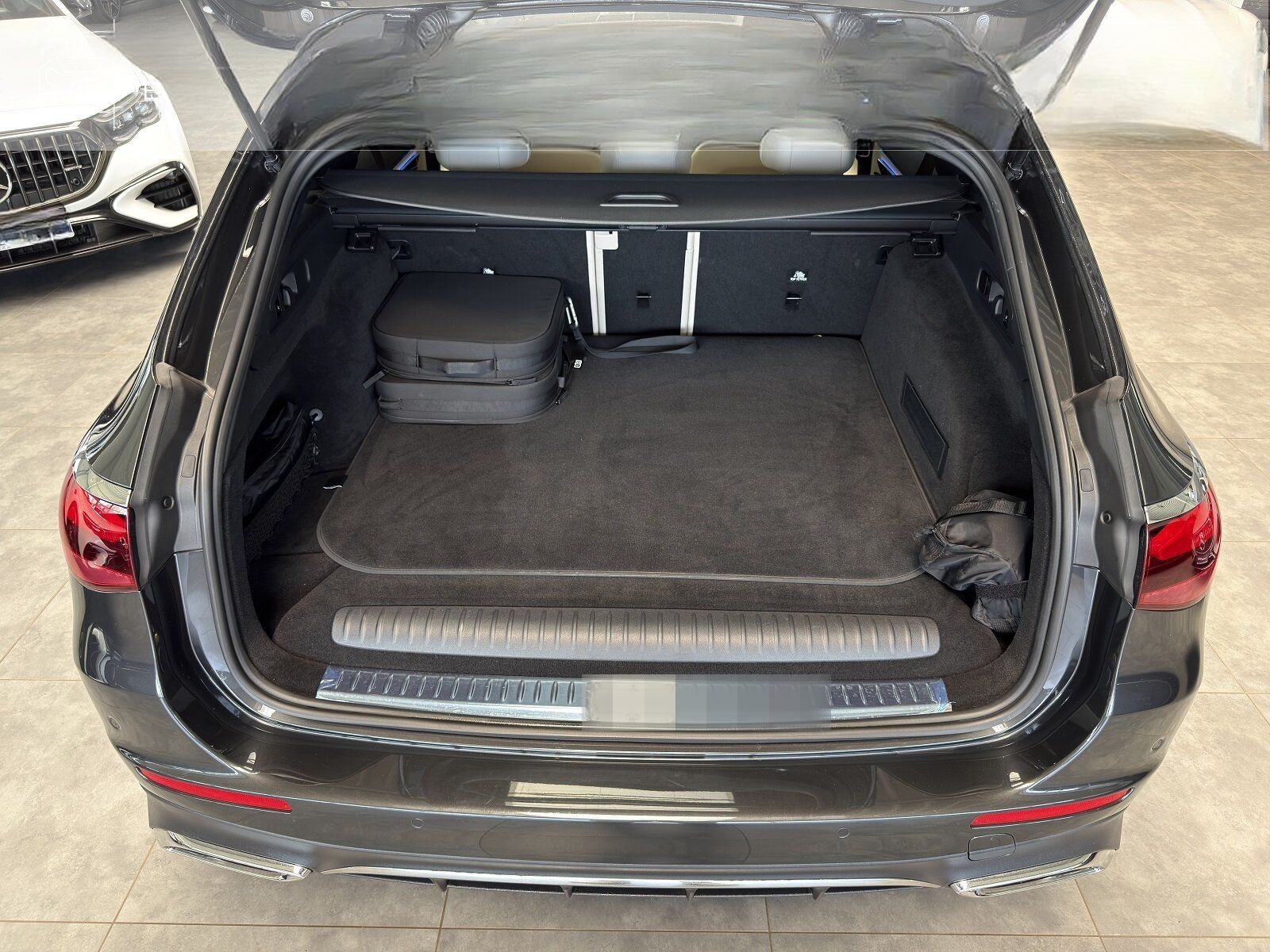 Mercedes-Benz E 300 T de 4M AMG PREM.+SUPERSCREEN-UVP:105.815€ foto 17