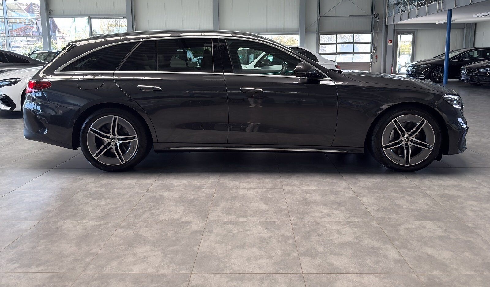 Mercedes-Benz E 300 T de 4M AMG PREM.+SUPERSCREEN-UVP:105.815€ foto 19