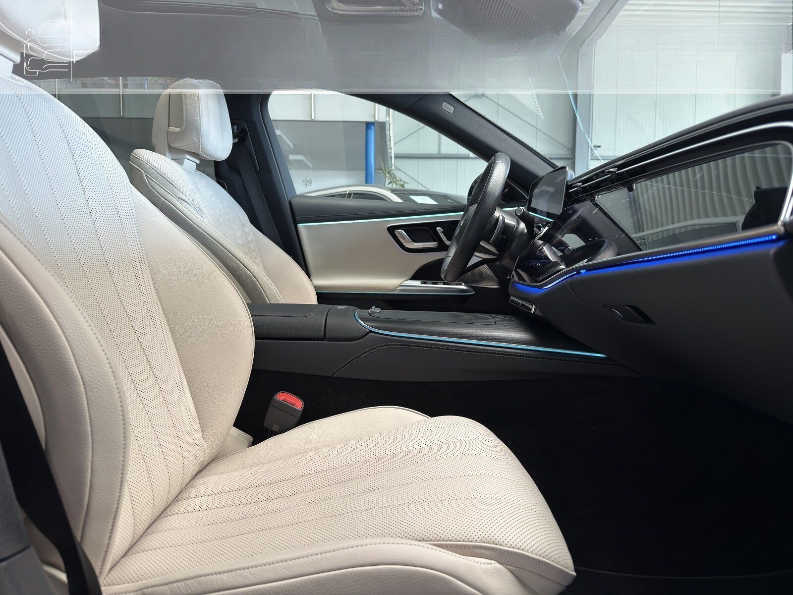 Mercedes-Benz E 300 T de 4M AMG PREM.+SUPERSCREEN-UVP:105.815€ foto 7