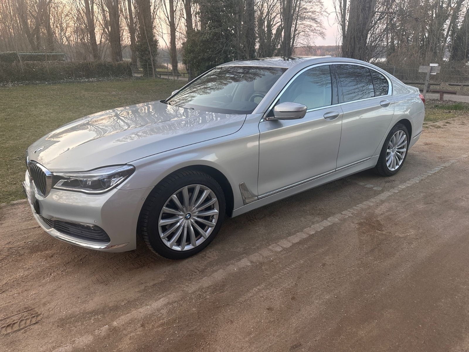 BMW 730d xDrive - BMW Individual foto 12
