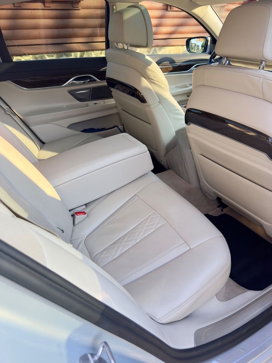 BMW 730d xDrive - BMW Individual foto 14