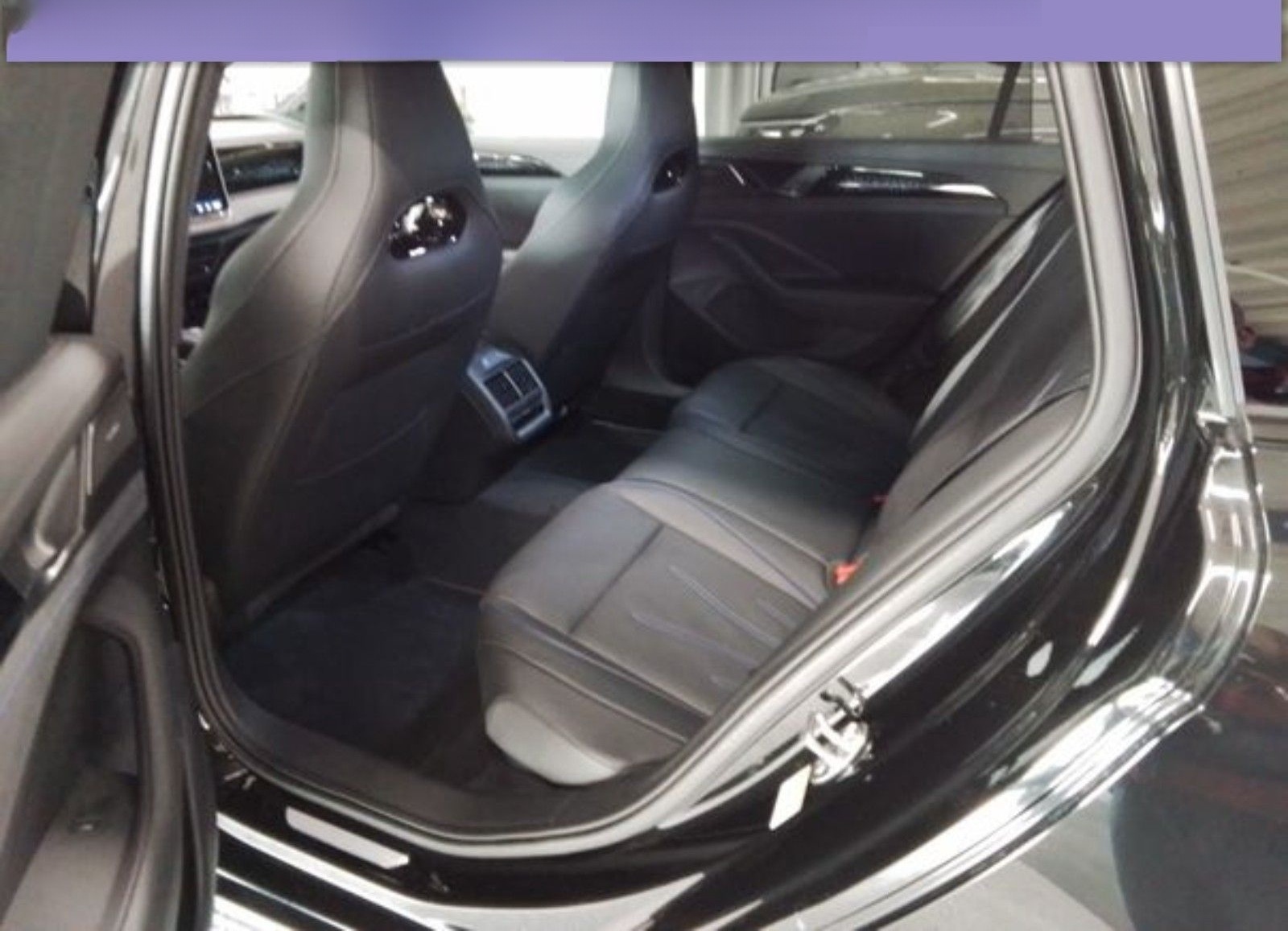 Volkswagen PASSAT R-LINE SIGNATURE 2.0 TDI DSG (+EURO6) LED foto 5