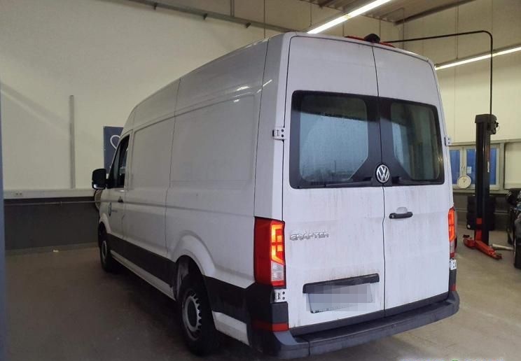 Volkswagen Crafter 35 Kasten MR 2.0 TDI EU6 SCR Front 103kW foto 2