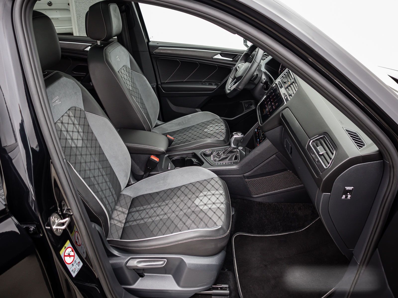 Volkswagen Tiguan Allspace 2.0 TSI R-Line 4motion BlackStyl foto 12