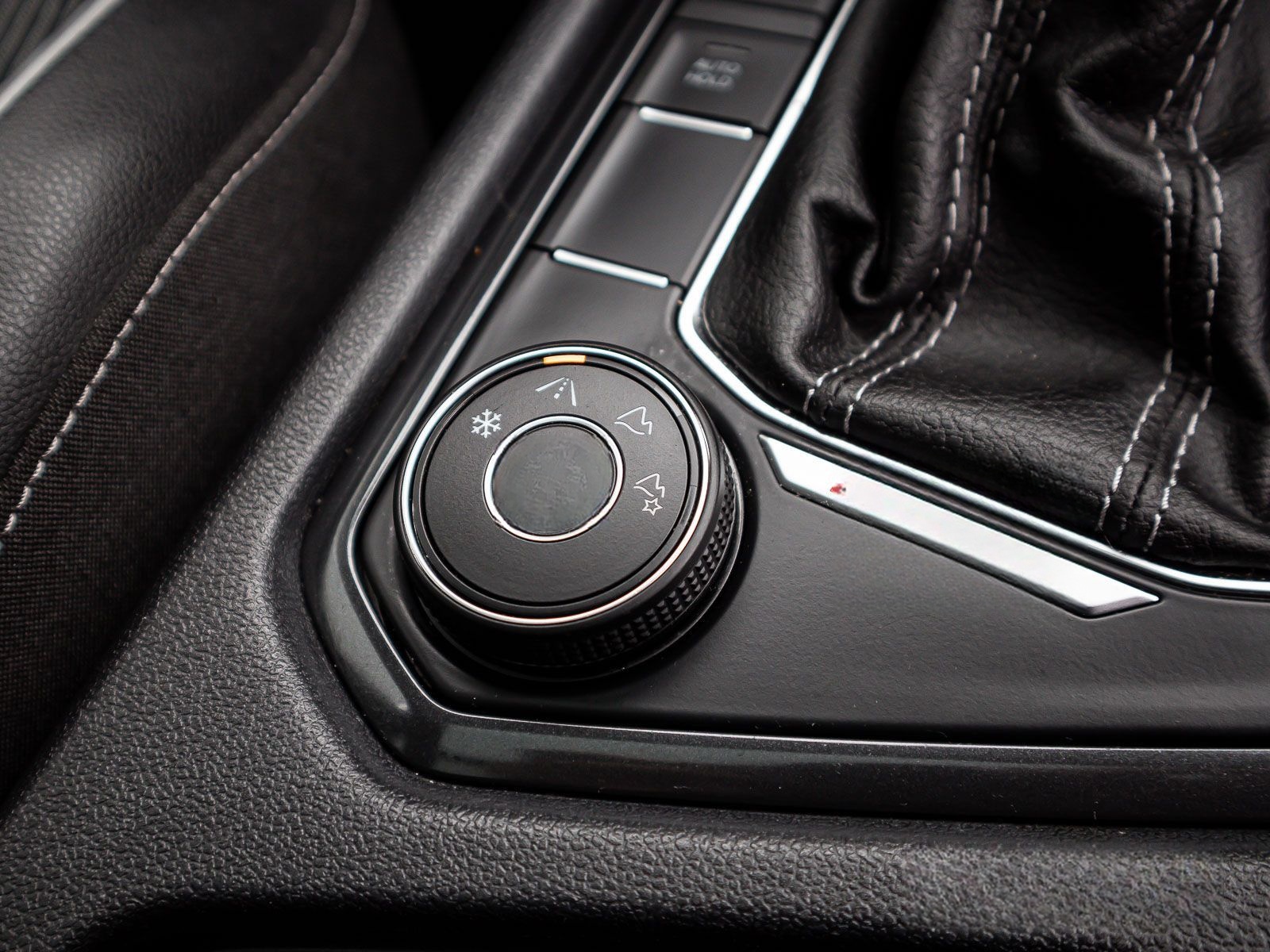 Volkswagen Tiguan Allspace 2.0 TSI R-Line 4motion BlackStyl foto 23