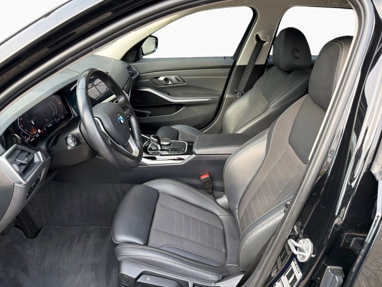 BMW 318d Aut.Touring Sportline LCPro AHK HiFi SpoSi foto 11