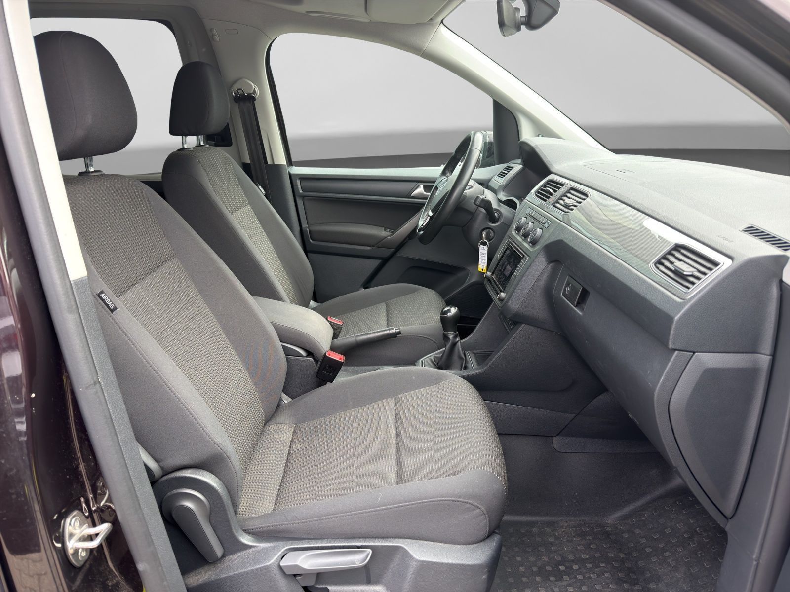Volkswagen Caddy 2.0 TDI COMFORTLINE STD.HZ PARKLENK foto 4