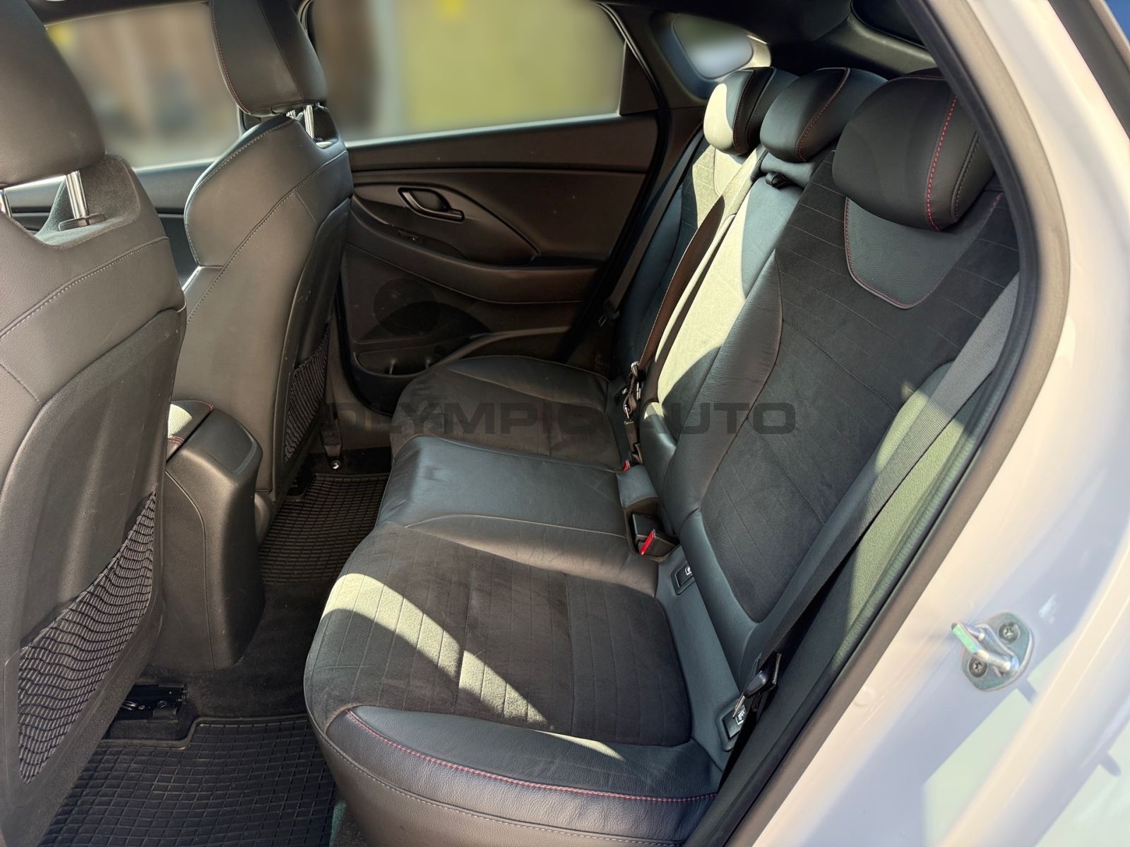 Hyundai i30 Fastback 2.0 T-GDI N Perfomance  KAMERA LED foto 11