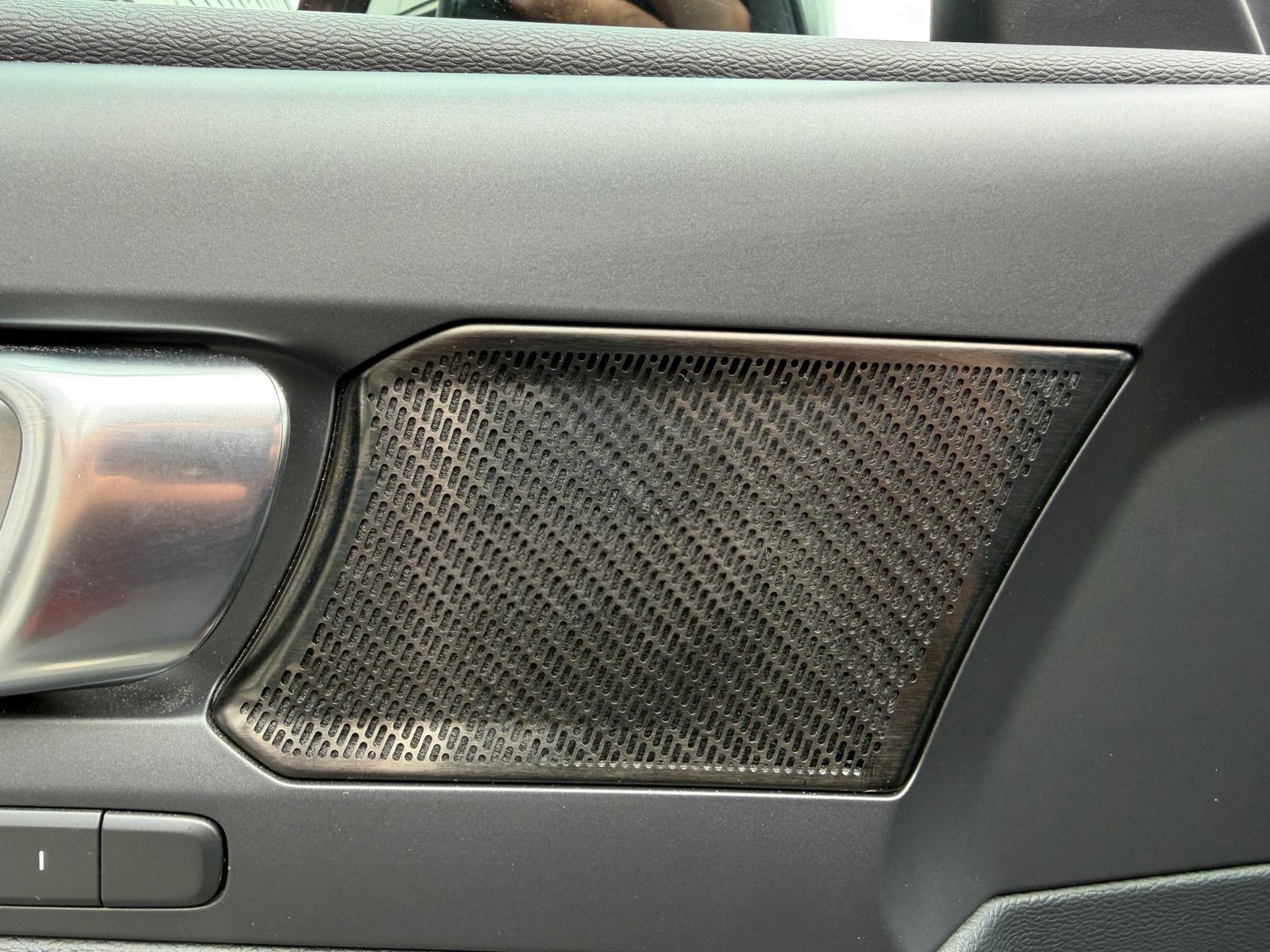 Volvo XC40 T5 R Design AWD NAVI/LED/AHK/360°/PANO foto 13