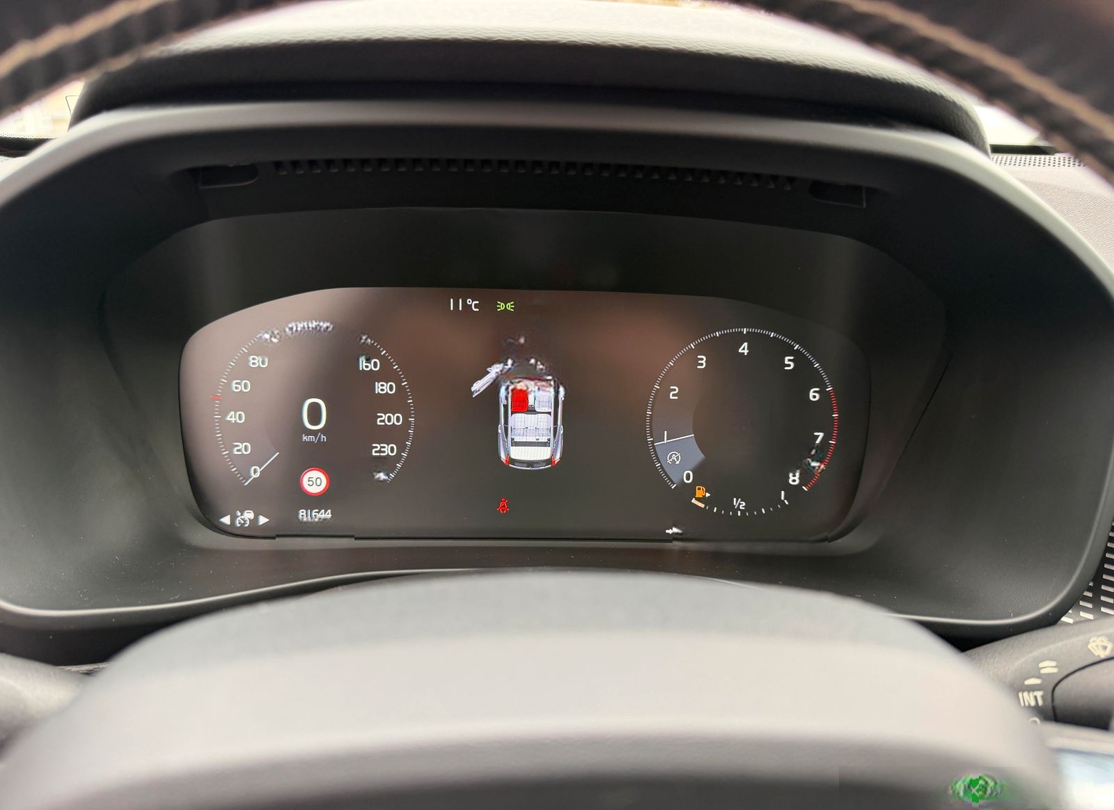 Volvo XC40 T5 R Design AWD NAVI/LED/AHK/360°/PANO foto 14