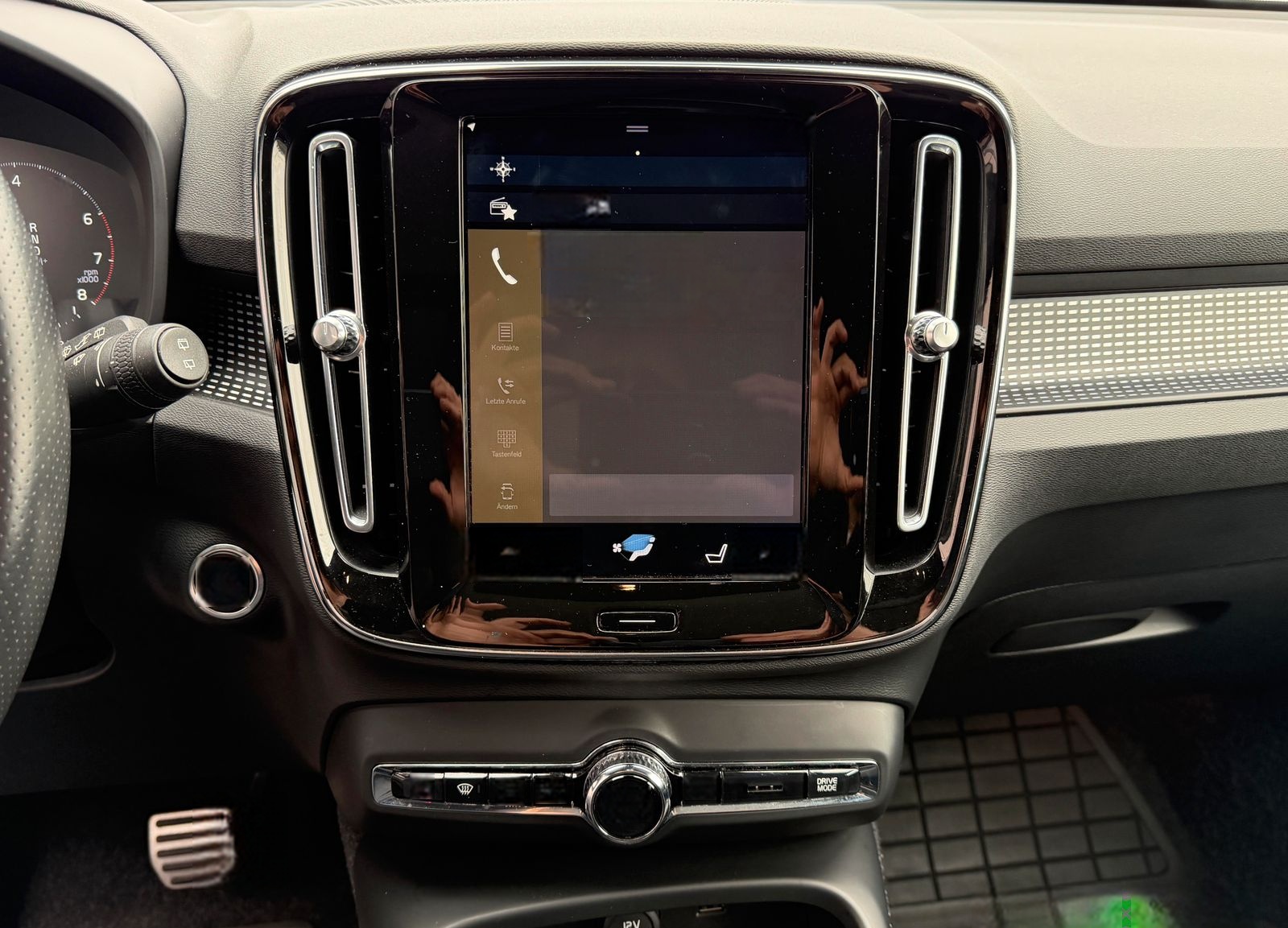 Volvo XC40 T5 R Design AWD NAVI/LED/AHK/360°/PANO foto 20