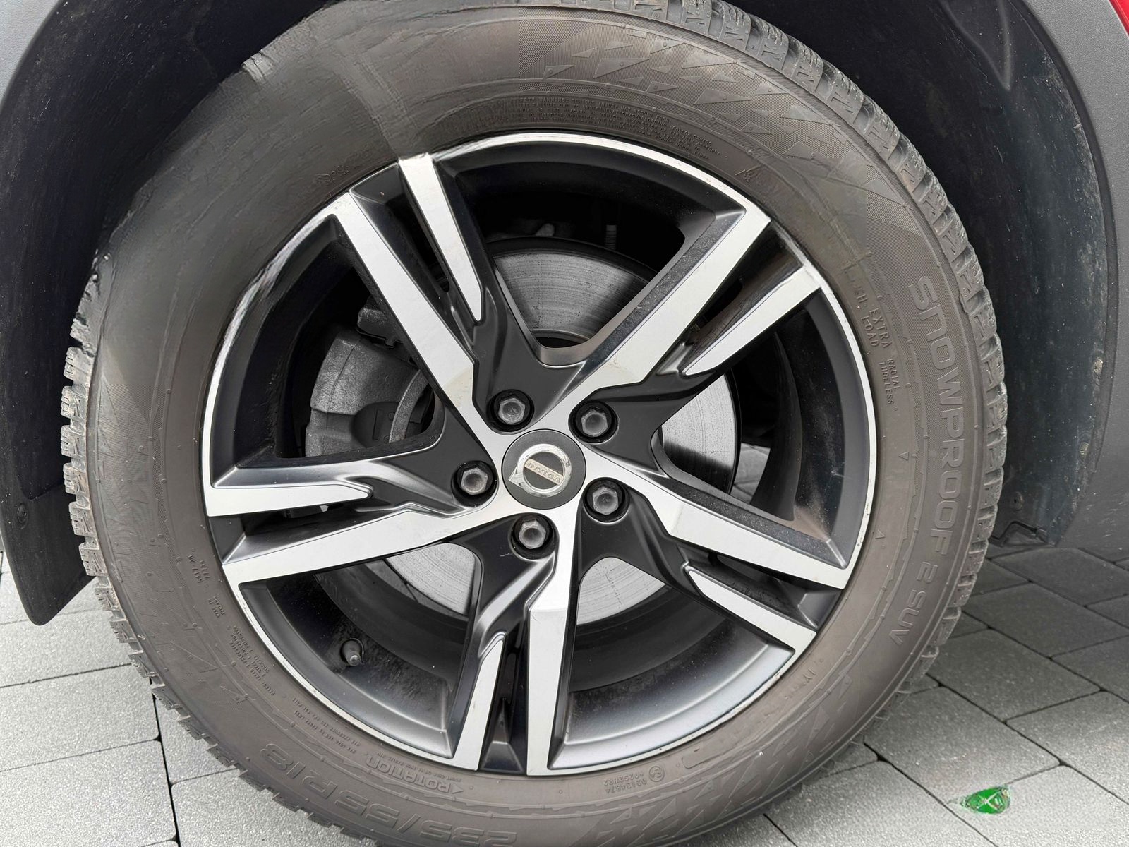 Volvo XC40 T5 R Design AWD NAVI/LED/AHK/360°/PANO foto 9