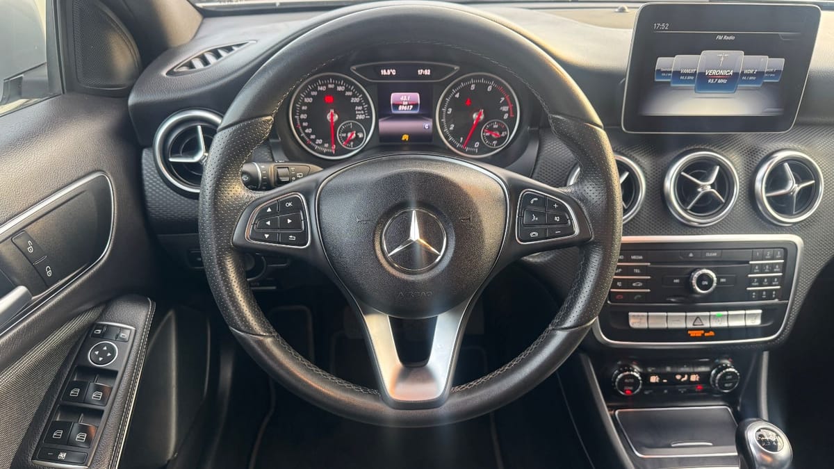 Mercedes-Benz A 180 AMG-Line | 2.HAND| 59.590KM | LED | KAMERA foto 9