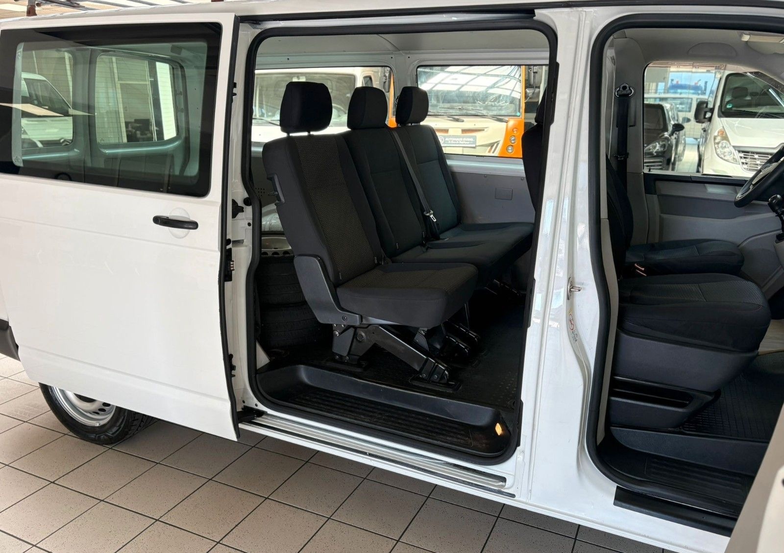 Volkswagen T6 Transporter/Fenster-Bus/Mixto 5-Sitzer/Lang/ foto 16
