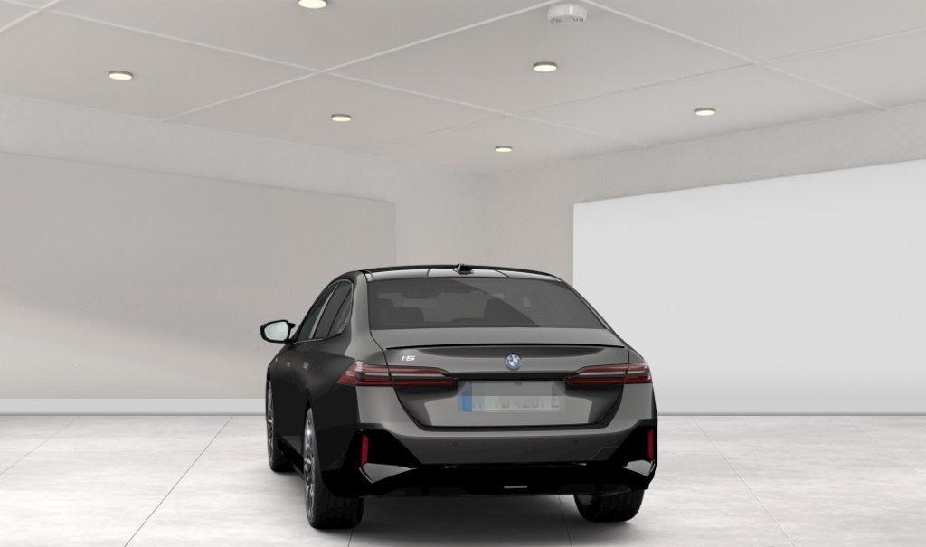 BMW i5 M60 xDrive M Sport Pro 20" Autobahnassistent  foto 8