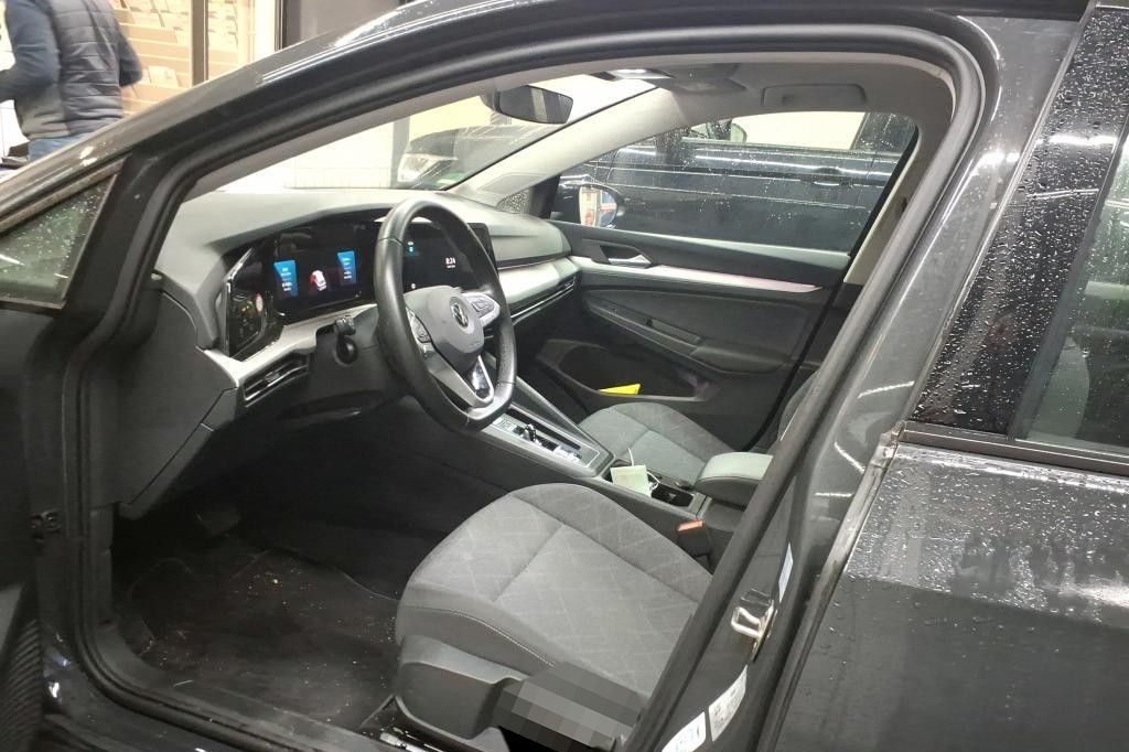 Volkswagen Golf VIII Variant Life 2.0 TDI+DSG+8xRäder foto 4