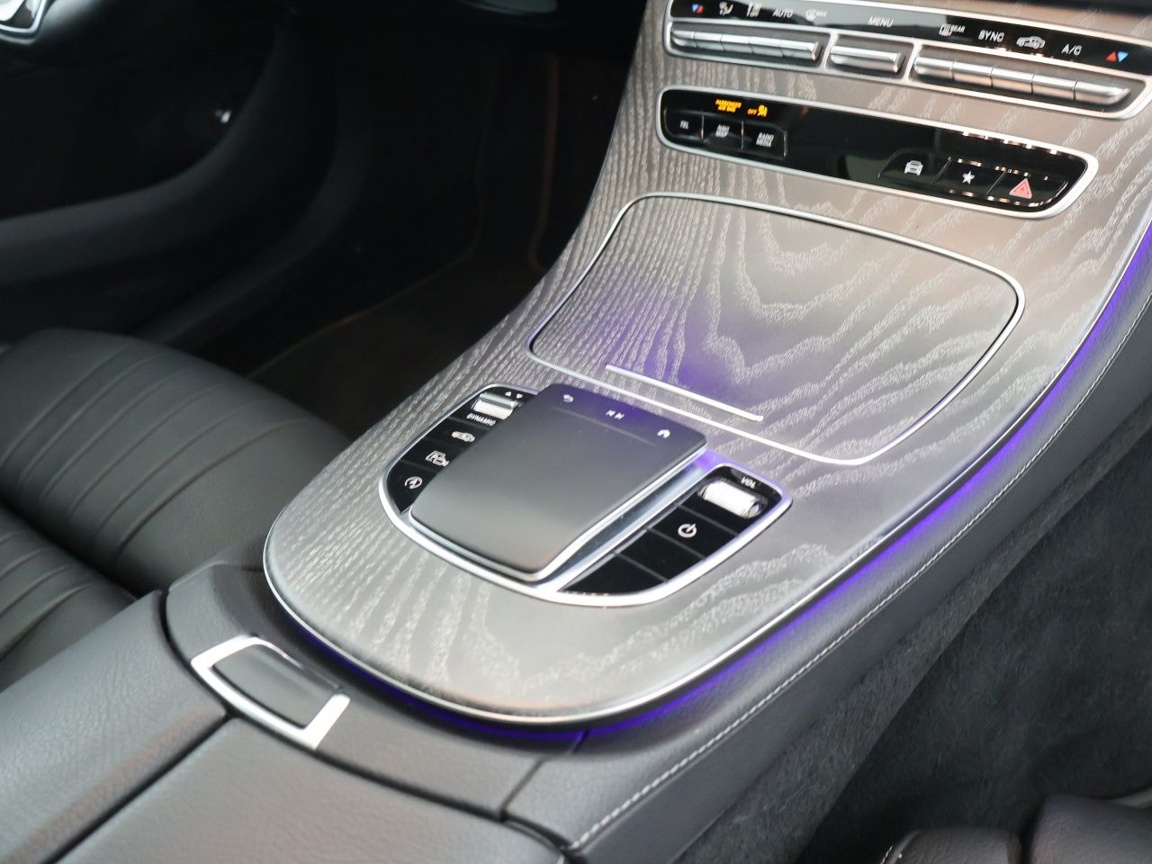 Mercedes-Benz CLS 300 d 4M Avantgarde Leder Airmatic 360 foto 15