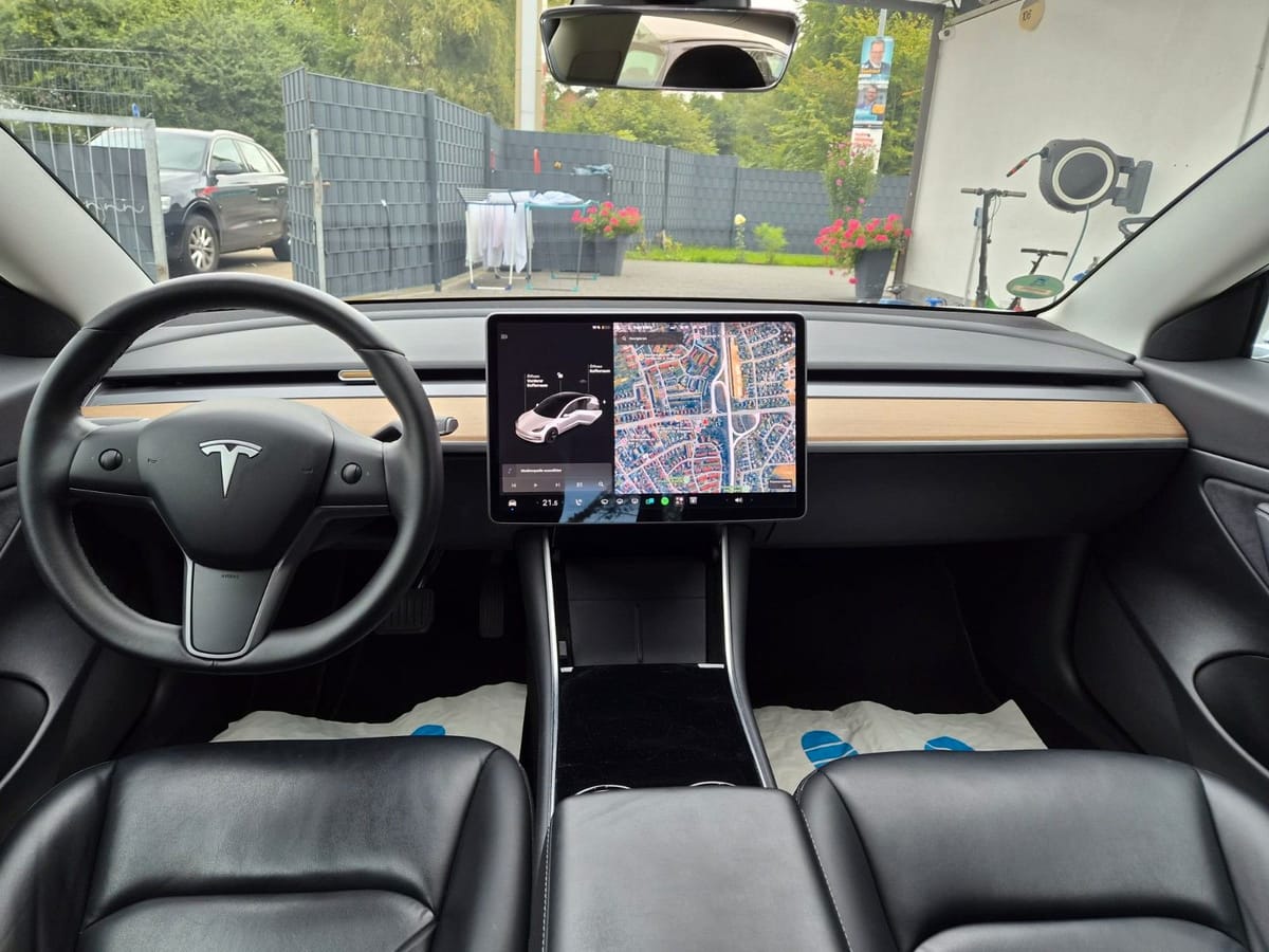 Tesla Model 3 Standard Range Plus RWD foto 13
