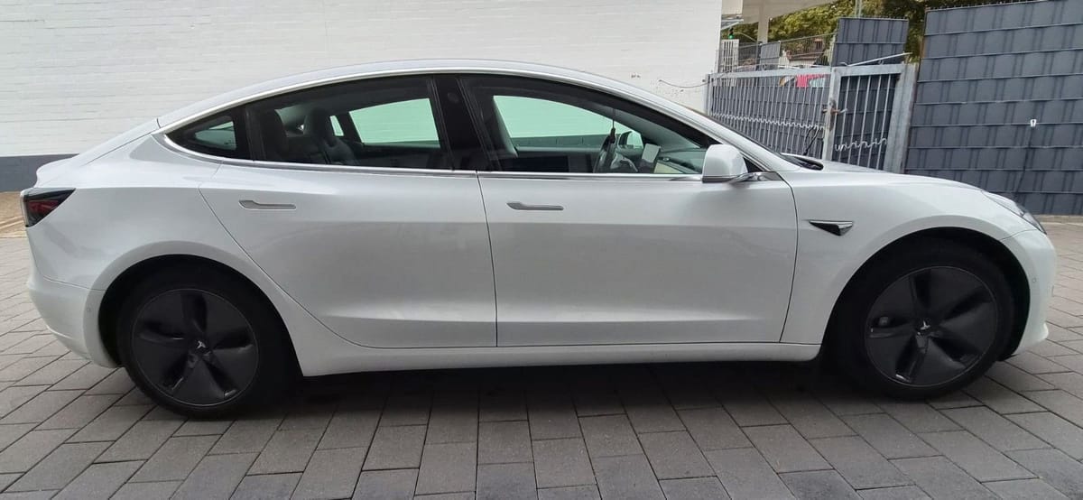 Tesla Model 3 Standard Range Plus RWD foto 4