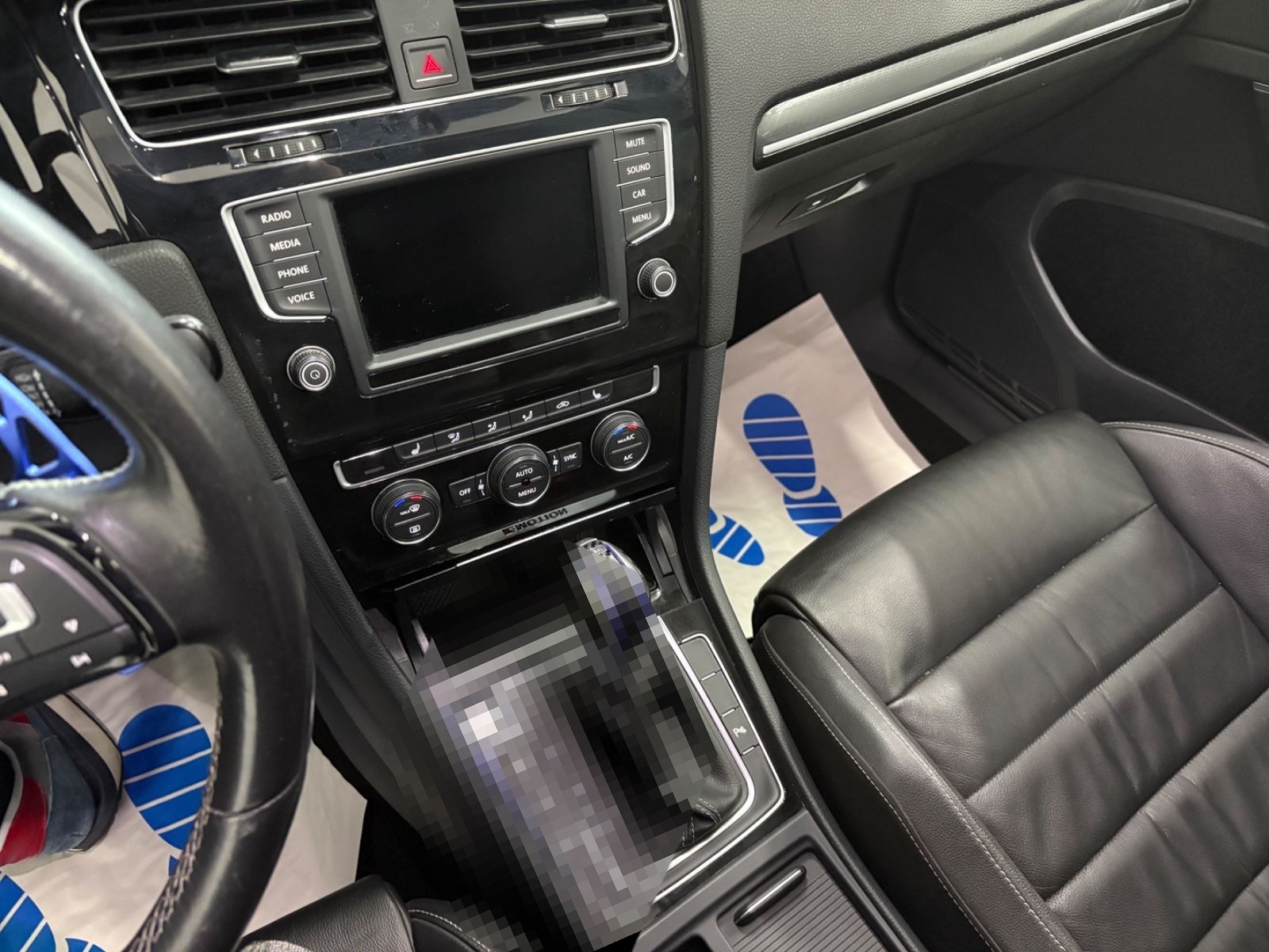 Volkswagen Golf DSG 4M.  -R- / Pano/Leder/Keyless/Vollausst foto 20
