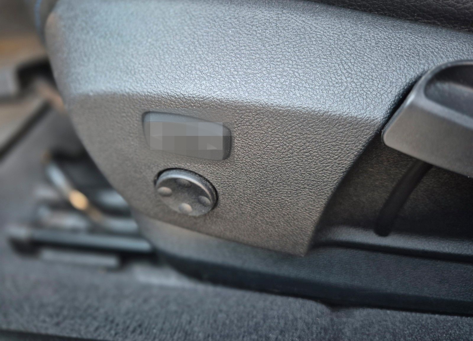 BMW 118 i Automatik*M Sport*Navi*AHK*Lenkradheizung* foto 15