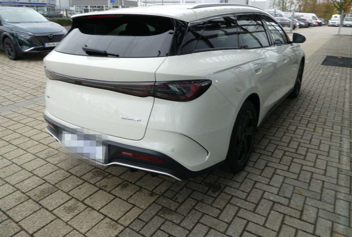 BYD Seal 6 DM-I Touring Comfort *Privacy*Pano*Leder* foto 4