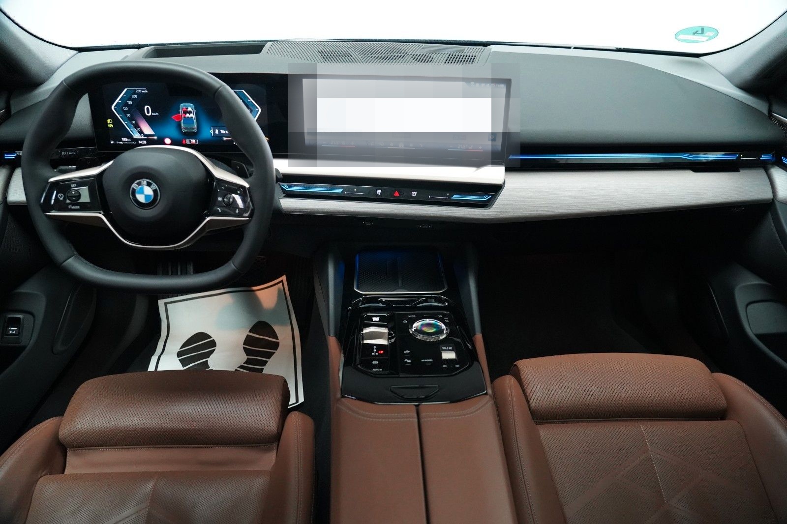 BMW 520d xDrive PANO ICONIC 360 HEADUP KEY B&W foto 21