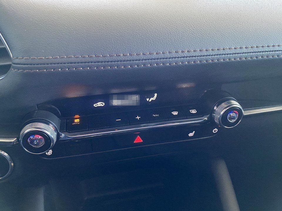 Mazda 3 2.5 Exclusive BOSE MATRIX 360° Werksgarantie 0 foto 9