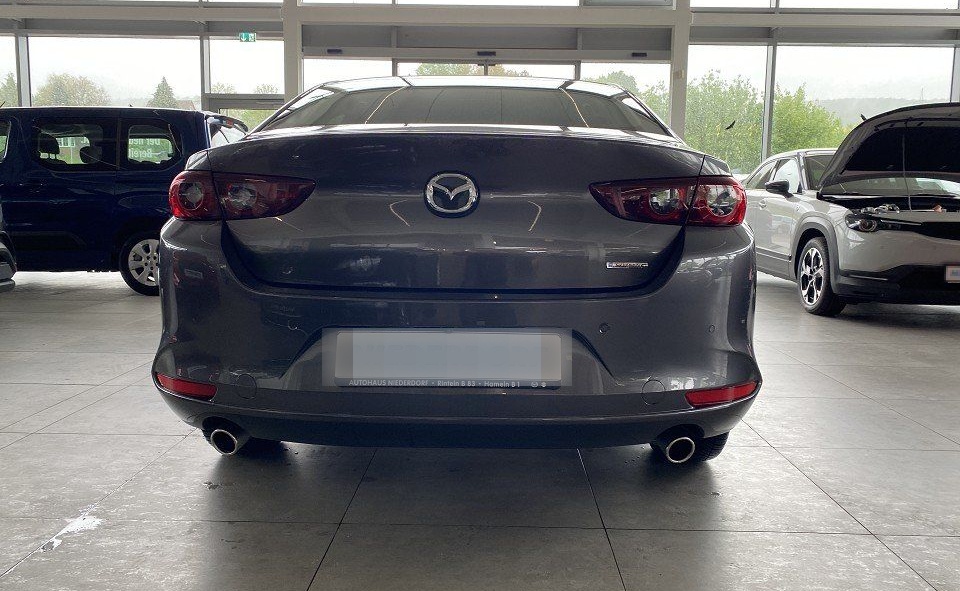 Mazda 3 4-Türer 2.5 Exclusive-Line AUTOMATK Bose, 360° foto 12