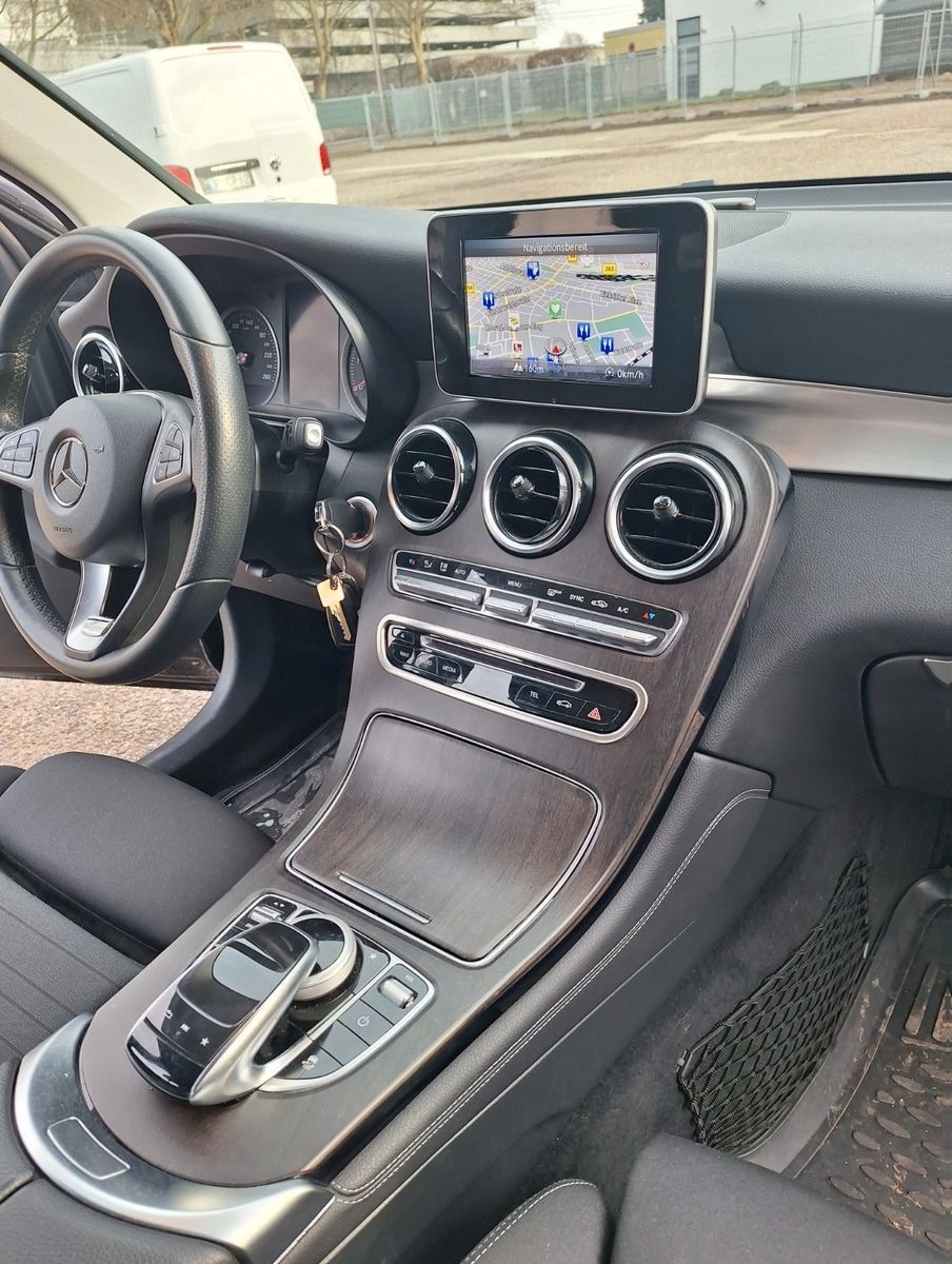 Mercedes-Benz GLC 220 d 4MATIC Autom. - foto 4