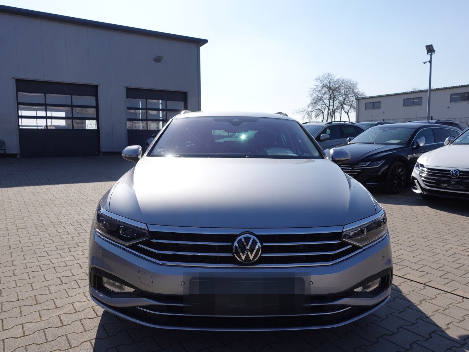 Volkswagen Passat 2,0 TDI Var. Business DSG/AHK//DigiTacho foto 2