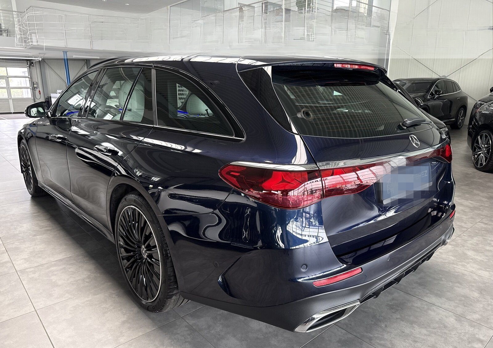 Mercedes-Benz E 450 T 4M AMG PREMIUM-SUPERSCREEN-UVP: 111.812€ foto 3