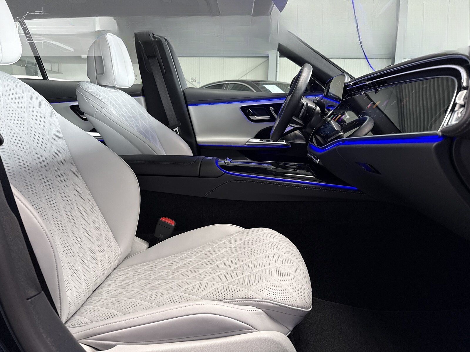 Mercedes-Benz E 450 T 4M AMG PREMIUM-SUPERSCREEN-UVP: 111.812€ foto 7