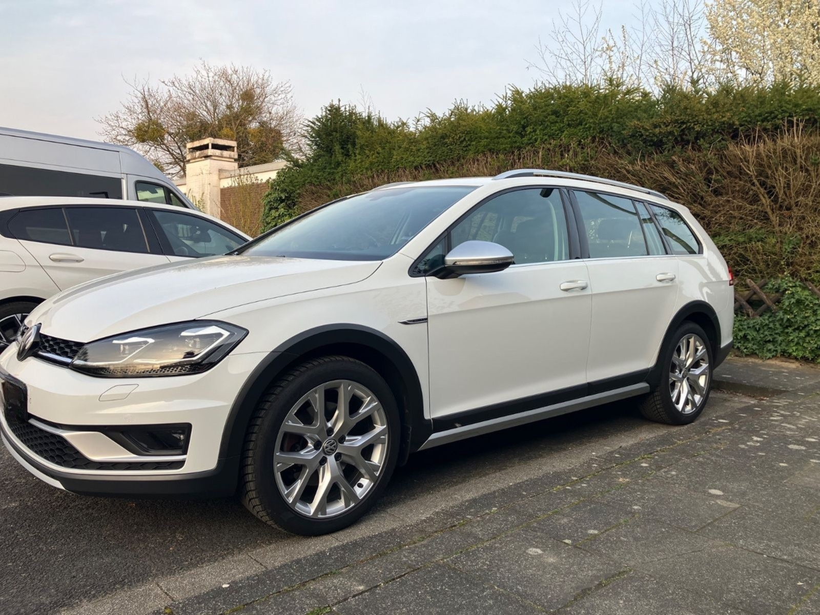 Volkswagen Golf 1.8 TSI DSG 4x4 AHK Super gepflegt foto 2