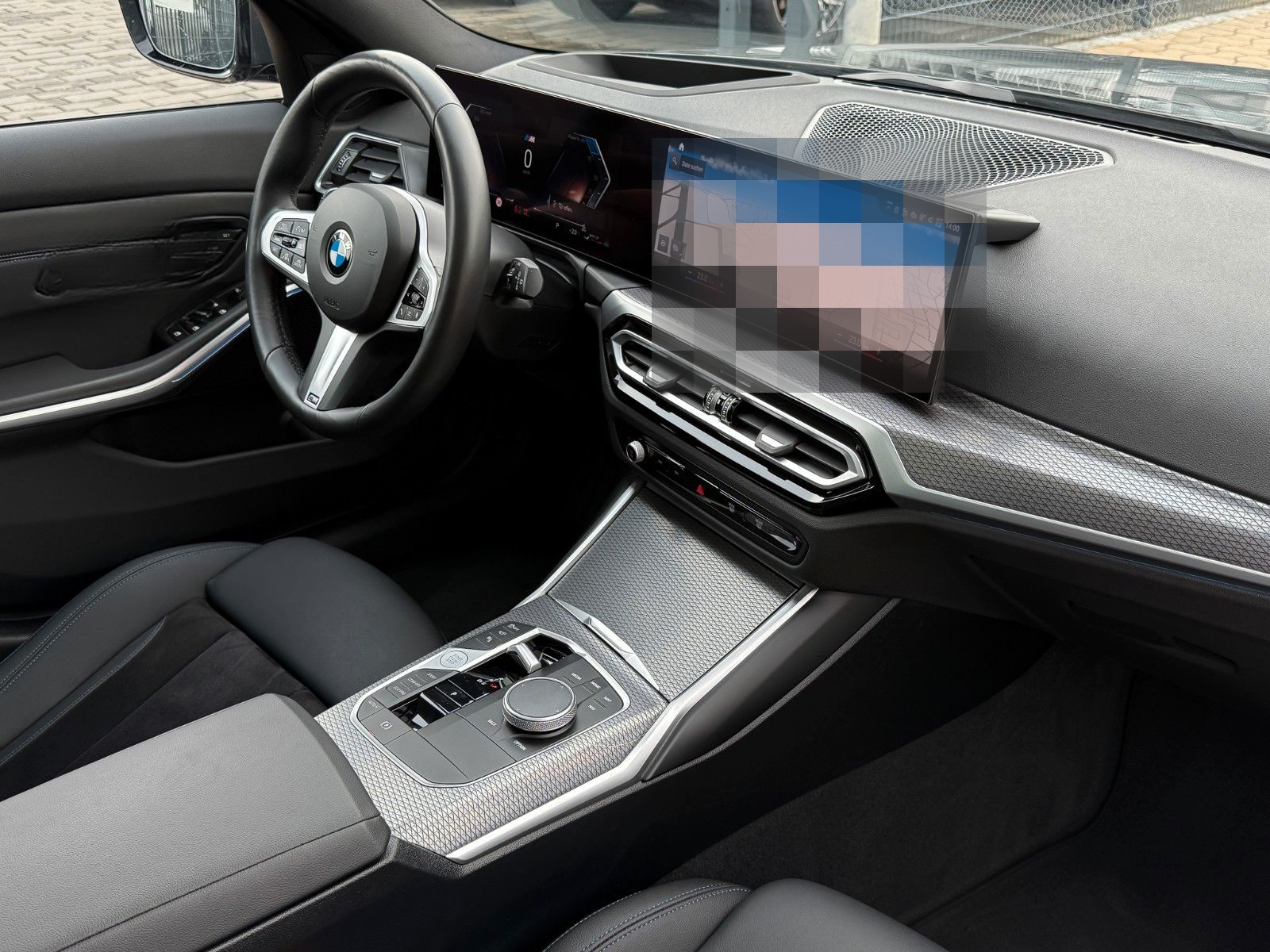 BMW 320d xD M Sport HuD AHK Pano hifi StHzg 360° foto 12