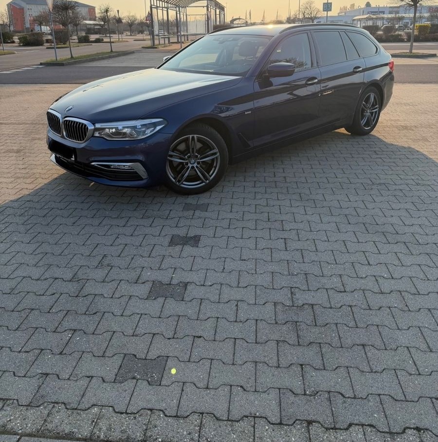 BMW 520i G31 Luxury Line Shadow Line  foto 2