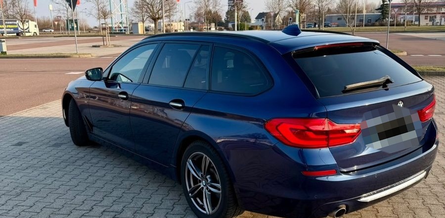 BMW 520i G31 Luxury Line Shadow Line  foto 3