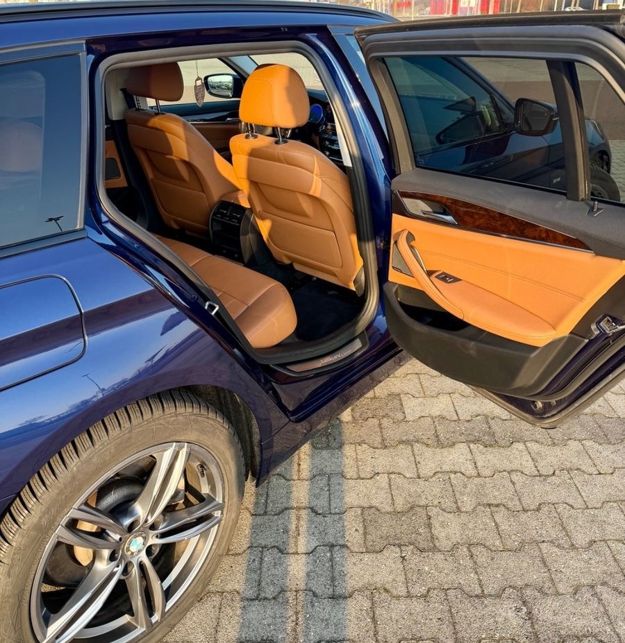 BMW 520i G31 Luxury Line Shadow Line  foto 8