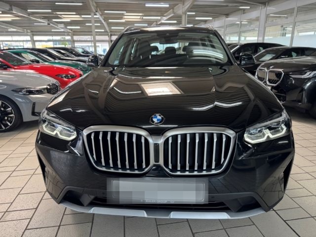 BMW X3 xDrive 20iA 18'' Navi LED Parkass. Spsitze.SH foto 2