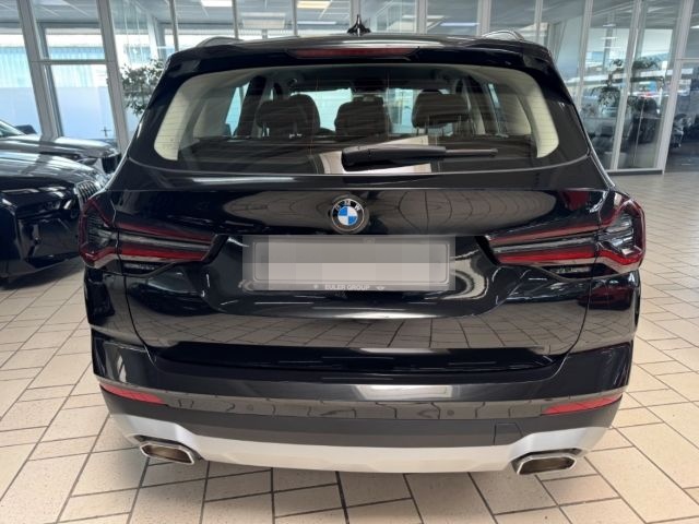 BMW X3 xDrive 20iA 18'' Navi LED Parkass. Spsitze.SH foto 5