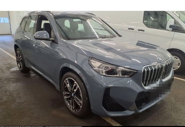 BMW X1 23d M-Sport SR19'' H/K PA DA+ MemoSitze Massa foto 3