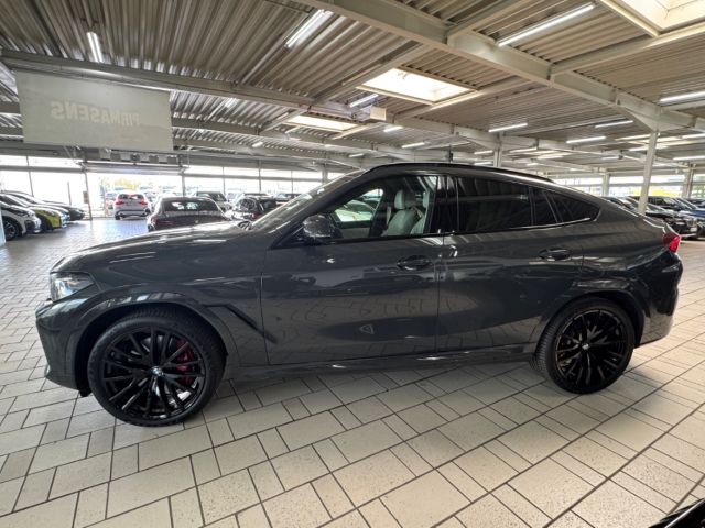 BMW X6 M50 i A 22'' Pano AHK H/K Leder Parkass. Lase foto 4