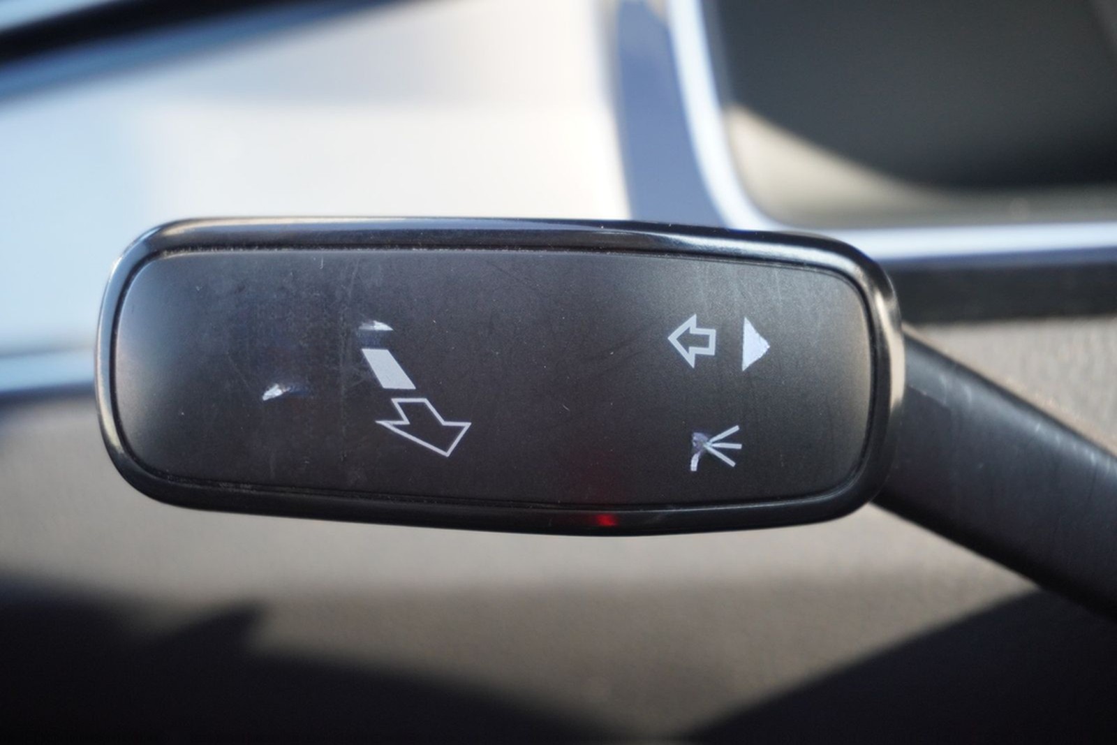 Volkswagen Passat Variant 2.0 TDI Highline LED Navi AHK foto 27