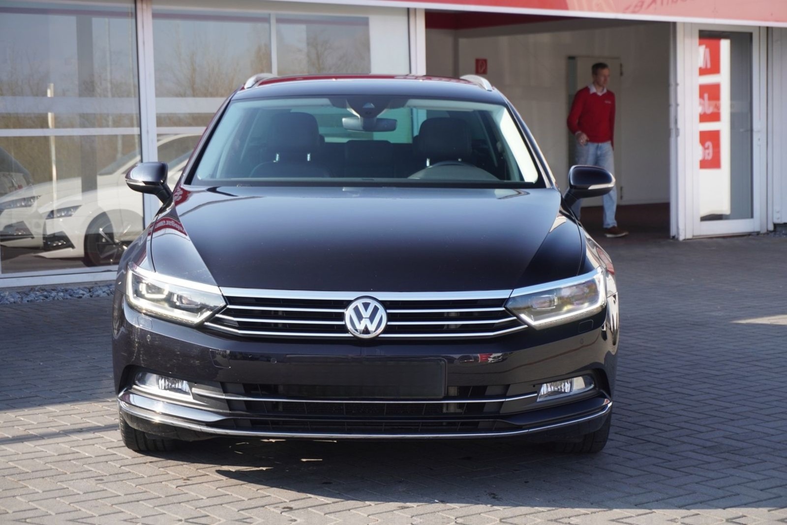 Volkswagen Passat Variant 2.0 TDI Highline LED Navi AHK foto 7