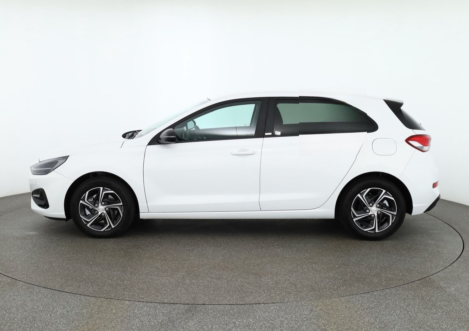 Hyundai i30 1.5 Intro Edition LED Navi Kamera PDC DAB foto 2