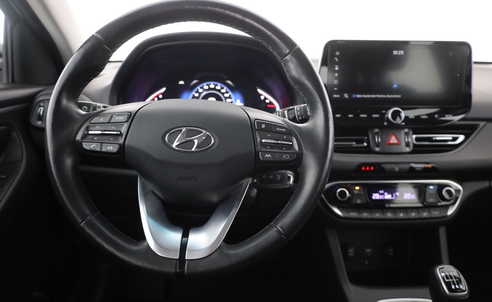 Hyundai i30 1.5 Intro Edition LED Navi Kamera PDC DAB foto 10