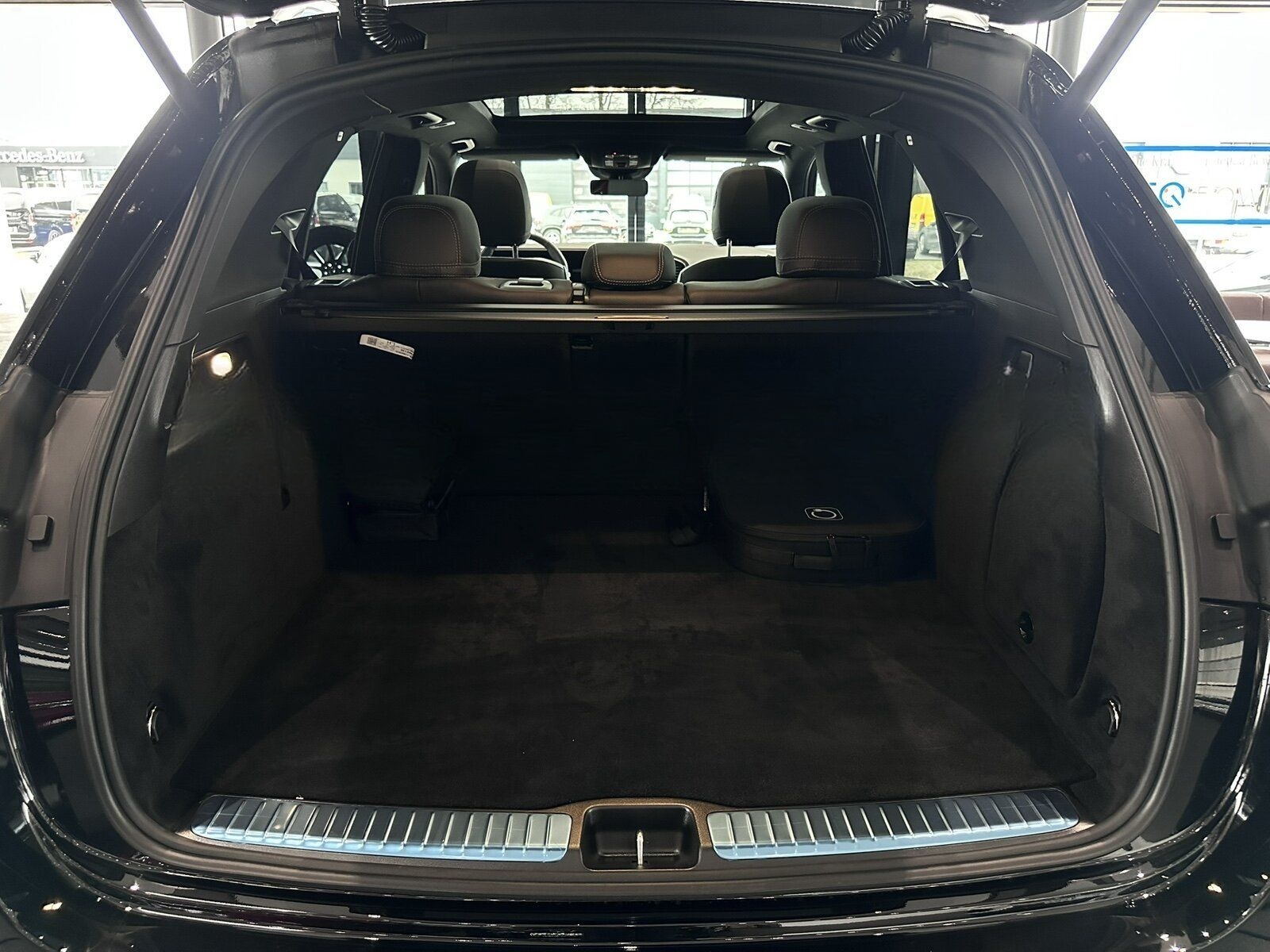 Mercedes-Benz GLE 350 de AMG AHK PANO-SD AIR MEMORY NIGHT BURM foto 24