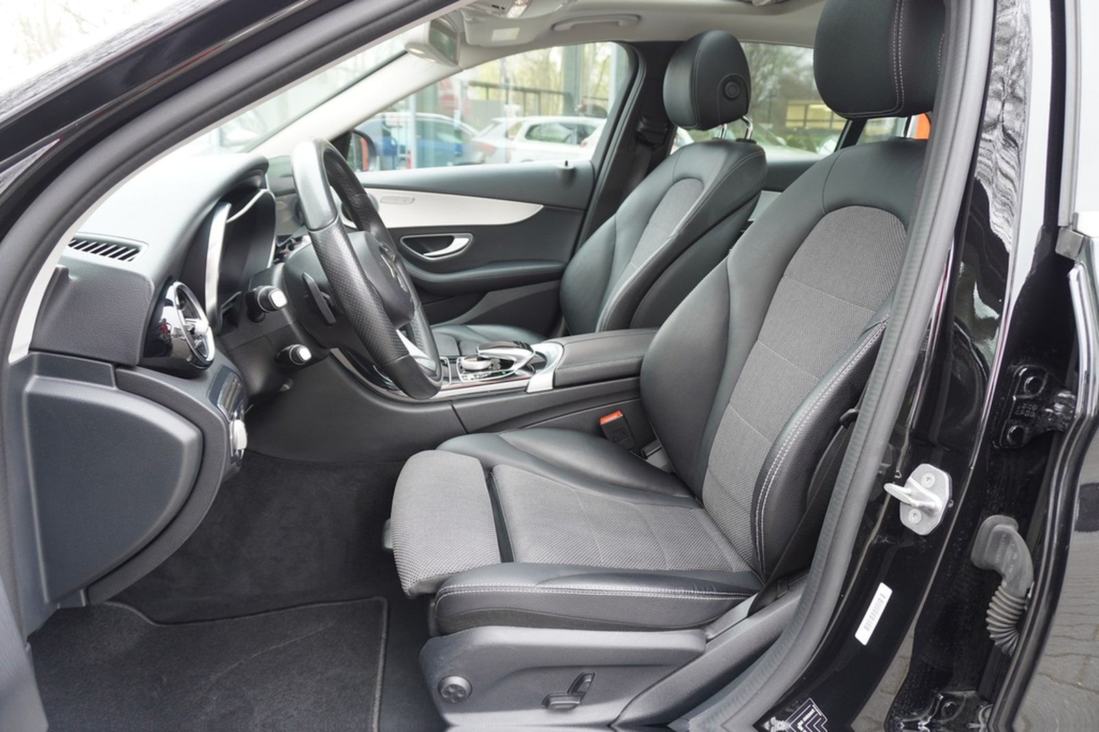 Mercedes-Benz C200 Avantgarde 4Matic LED Navi Totwinkel PDC foto 12