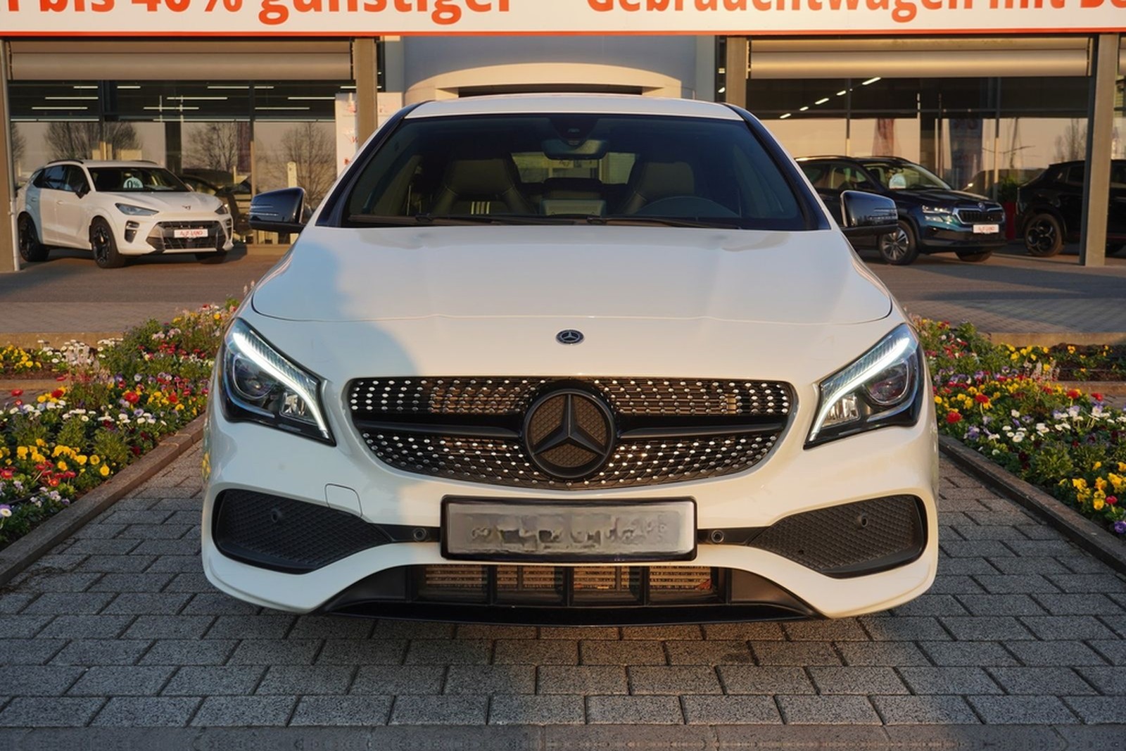 Mercedes-Benz CLA 180 Shooting Brake AMG Line LED Standheizung foto 3