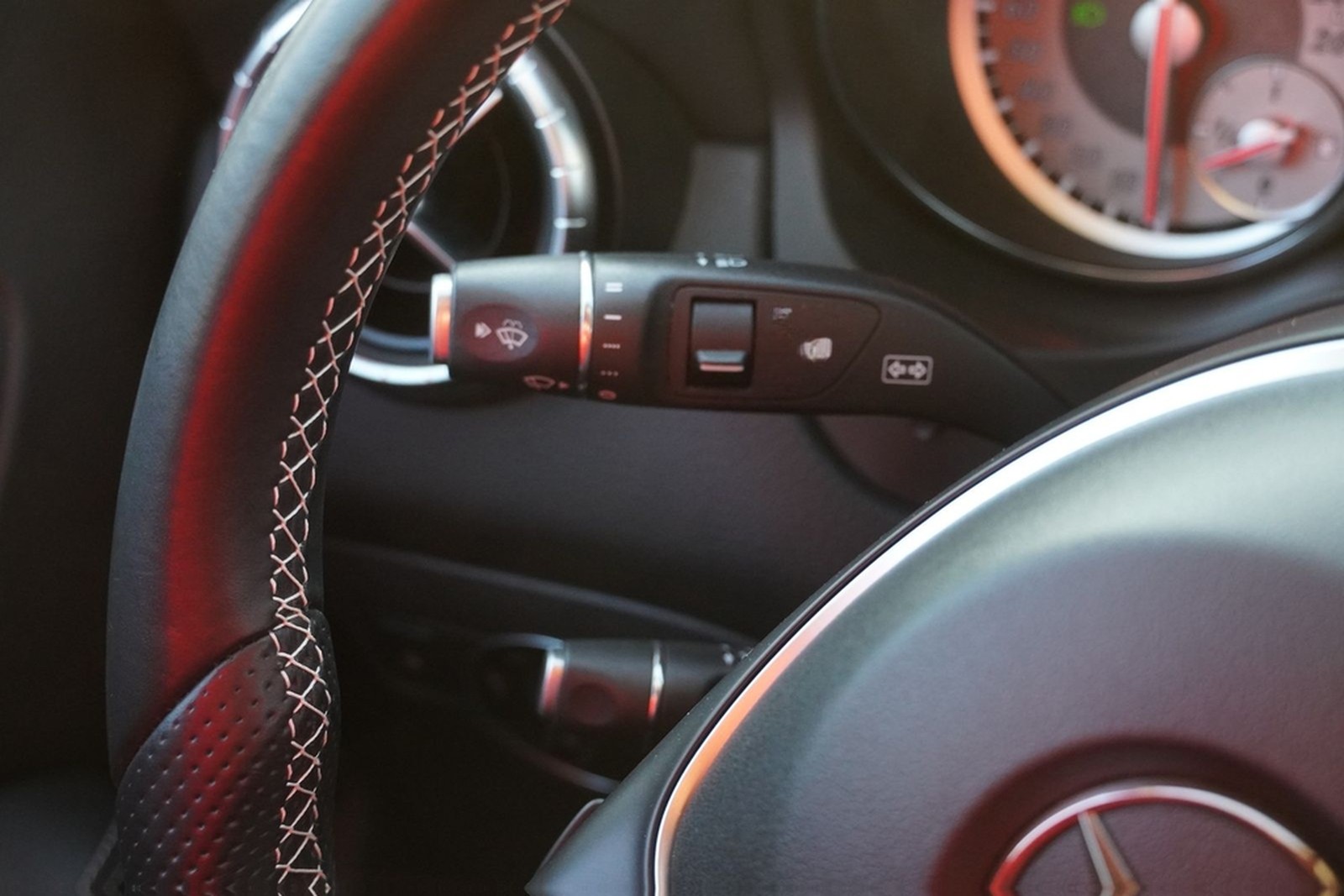 Mercedes-Benz CLA 180 Sportstourer Navi Tempomat Xenon PDC USB foto 22